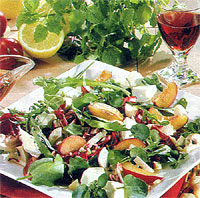 Рецепт салат с орехами, зеленью и грибами