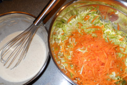 Рецепт оладьи овощные из морковки и кабачка