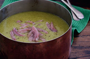 Рецепт горохового супа с колбасой