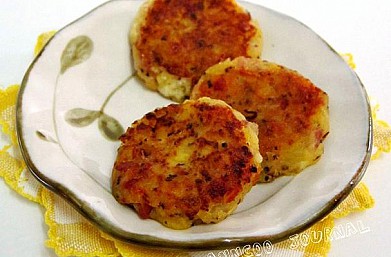 Рецепт картофельные котлеты с беконом и сыром
