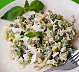 Рецепт салат Зеленый из стручковой фасоли и курицы