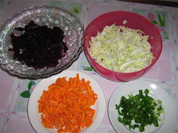 Рецепт салат из тертой моркови, свеклы, капусты и лука