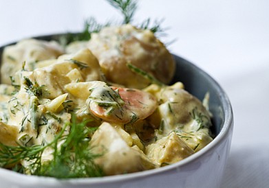 Рецепт картофельный салат с маринованными огурцами