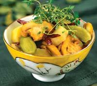 Рецепт картофельный салат с солеными огурцами и грибами