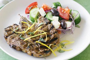 Рецепт отбивной с греческим салатом