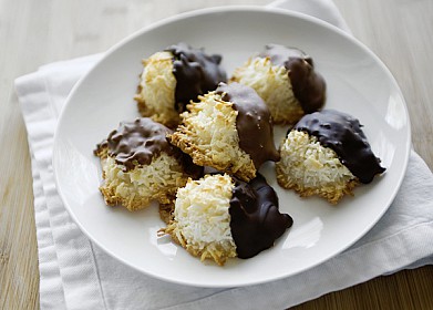 Рецепт кокосовое печенье в шоколаде