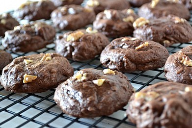 Рецепт шоколадное печенье с орехами
