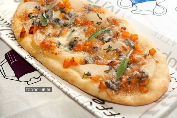 Рецепт пицца с тыквой, грушей и горгонзолой