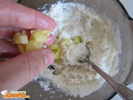 Рецепт творожное пирожное с бананом и ананасом