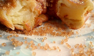 Рецепт яблочные пончики с цукатами