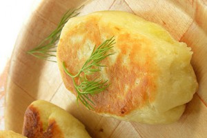 Рецепт - Новогодние пирожки с картофелем и сыром