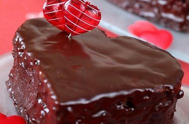 Рецепт - Кофейно-кленовое бисквитное пирожное ко Дню Святого Валентина