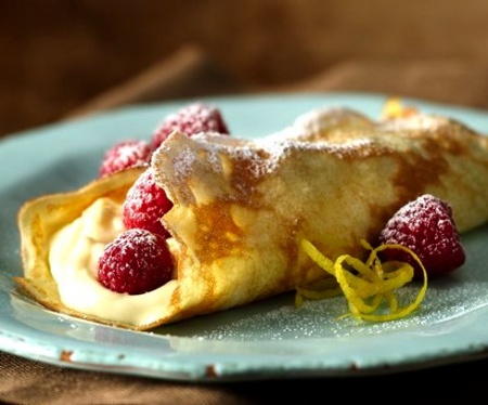 Блинчики с лимонным кремом – рецепт на 14 февраля. Отличный романтический завтрак для влюбленных. 