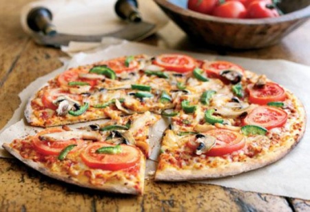 Пицца в домашних условиях. Рецепт с фото домашней пиццы с грибами 