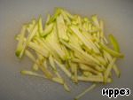 Рецепт салат с селедкой, картофелем и яблоком