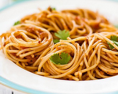 Рецепт спагетти в остром томатном соусе