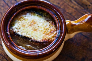 Рецепт французского лукового супа