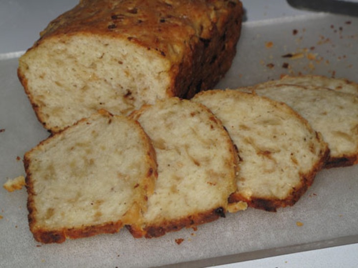  луковый хлеб в хлебопечке