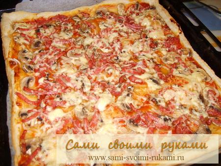  пицца из слоеного теста рецепт с фото