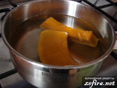 Рецепт суп-пюре из тыквы с плавленым сыром и сухариками